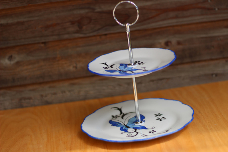 Etagere aus Porzellen handbemalt - Bern 29