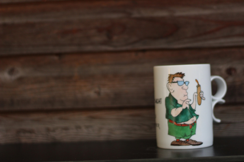 Tasse aus Porzellan handbemalt - Bern 21